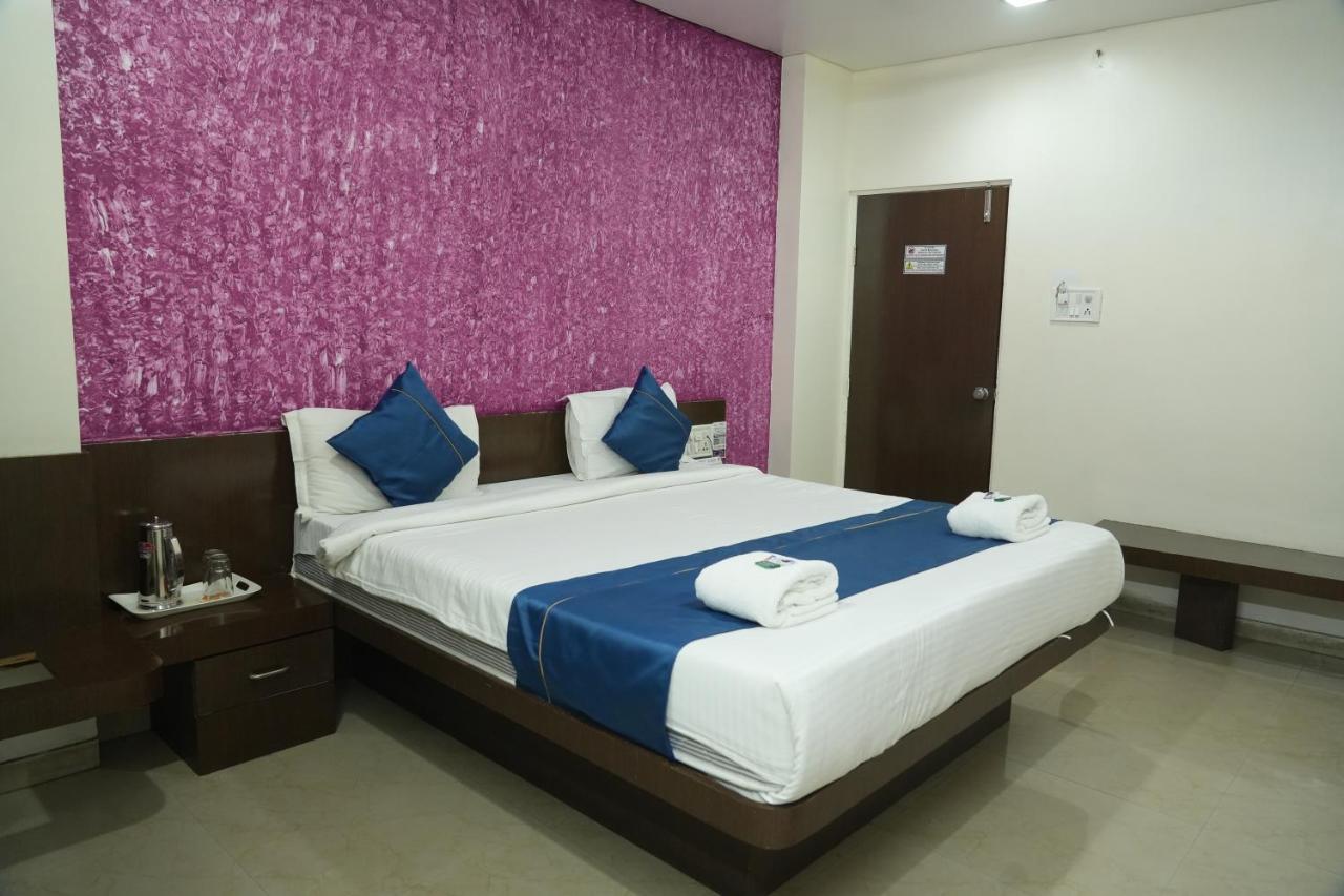 אאורנגבד Hotel Avon International מראה חיצוני תמונה