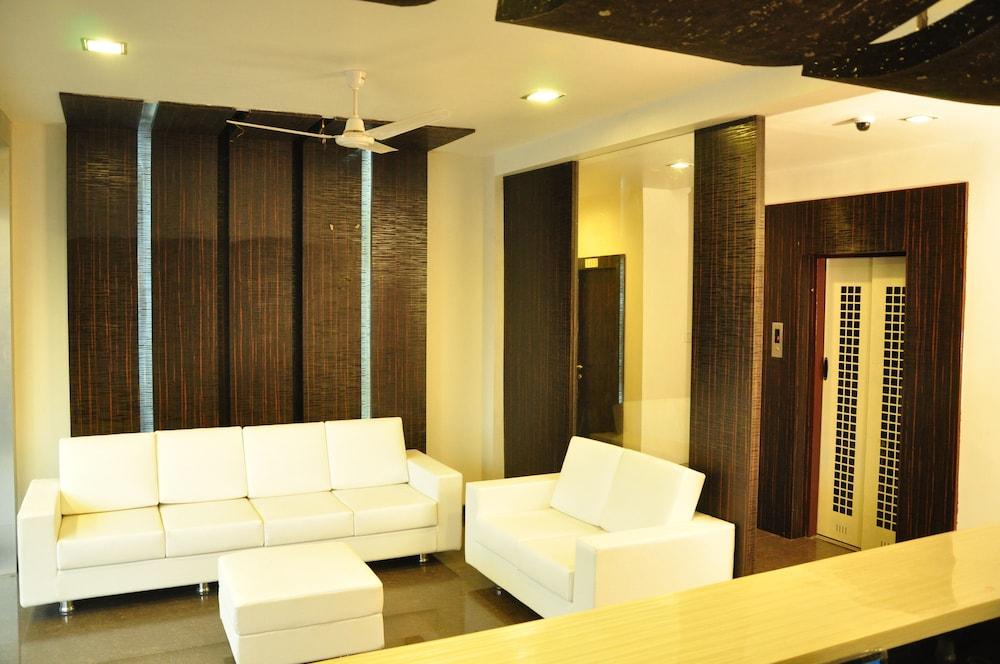 אאורנגבד Hotel Avon International מראה חיצוני תמונה
